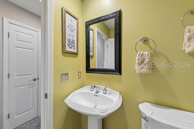 60 Otter Rd, Hilton Head Island, SC 29928