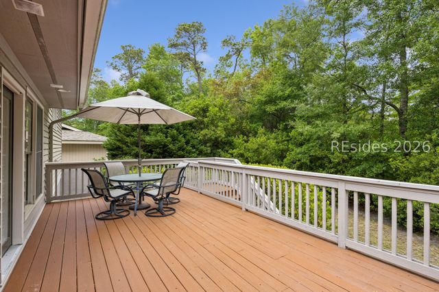 60 Otter Rd, Hilton Head Island, SC 29928