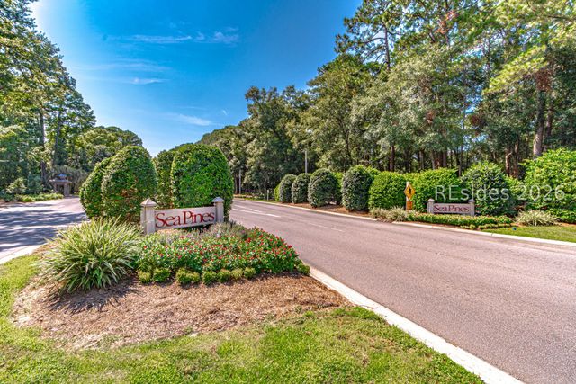 60 Otter Rd, Hilton Head Island, SC 29928