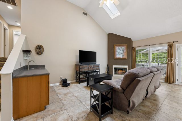 60 Otter Rd, Hilton Head Island, SC 29928