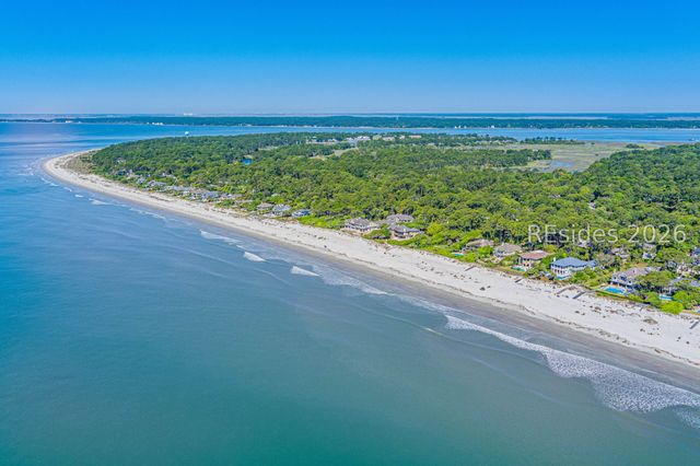 60 Otter Rd, Hilton Head Island, SC 29928