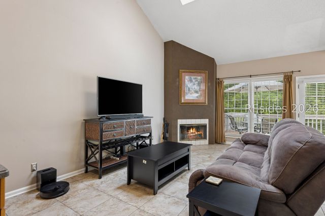 60 Otter Rd, Hilton Head Island, SC 29928