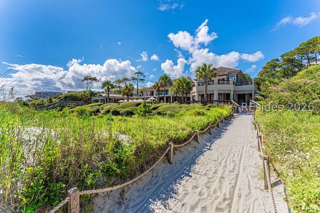 60 Otter Rd, Hilton Head Island, SC 29928