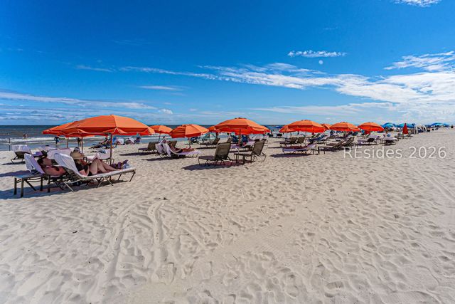 60 Otter Rd, Hilton Head Island, SC 29928