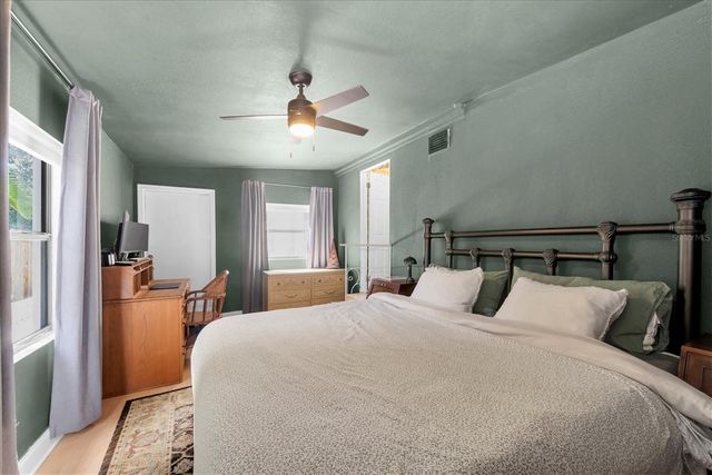 1840 51ST STREET S, Gulfport, FL 33707