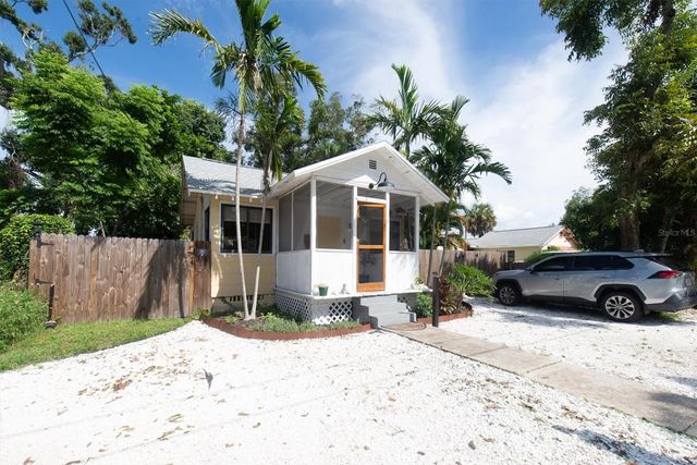 1840 51ST STREET S, Gulfport, FL 33707