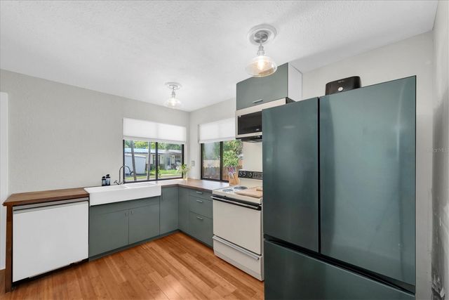 1840 51ST STREET S, Gulfport, FL 33707