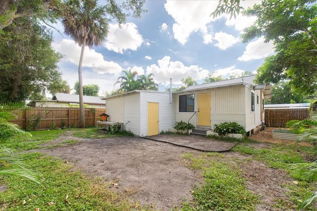 1840 51ST STREET S, Gulfport, FL 33707