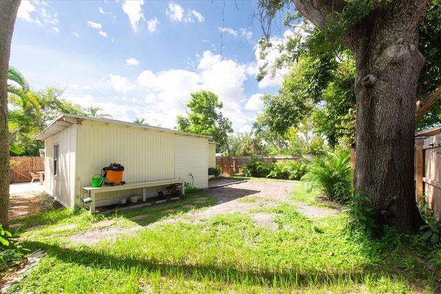 1840 51ST STREET S, Gulfport, FL 33707