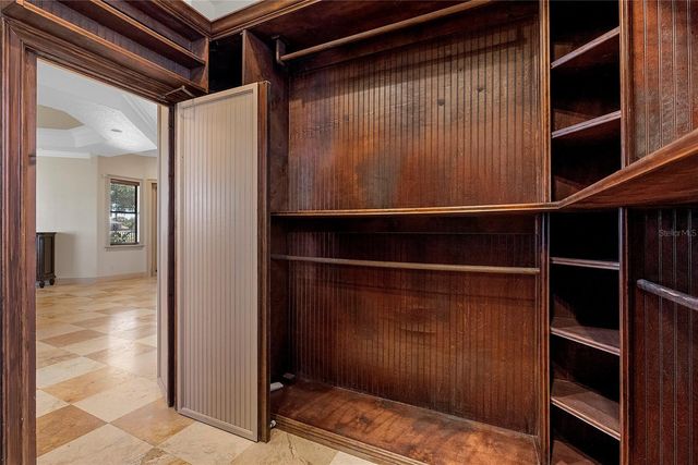 2313 ROAT DRIVE, Orlando, FL 32835