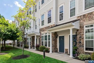 18 Jasmine Lane, Garfield, NJ 07026