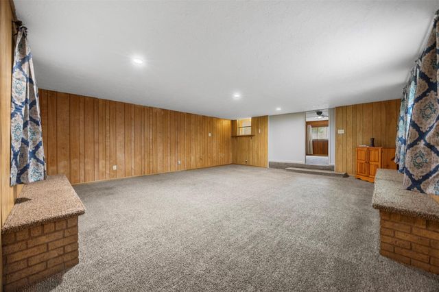 101 S Delmont Drive E, Conroe, TX 77301