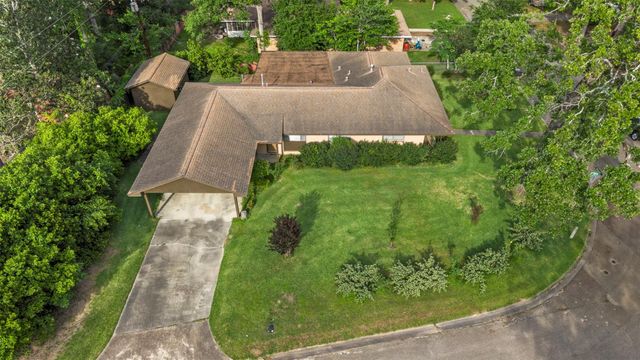 101 S Delmont Drive E, Conroe, TX 77301