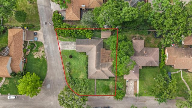 101 S Delmont Drive E, Conroe, TX 77301