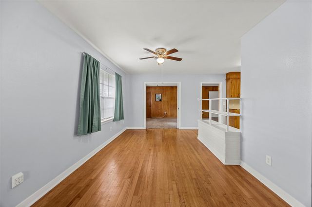 101 S Delmont Drive E, Conroe, TX 77301
