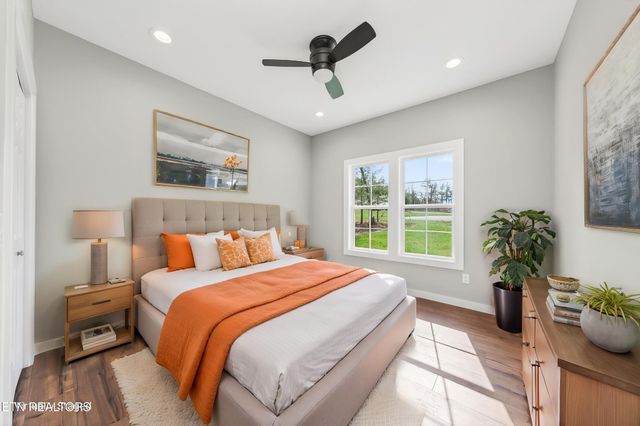 523 Ferry Bend Tr, Crossville, TN 38571