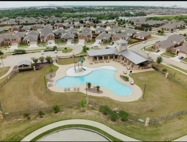 2409 Buelingo Lane, Fort Worth, TX 76131