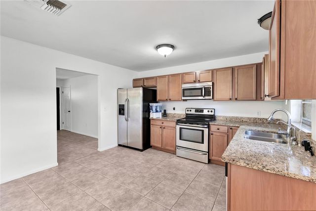 2445 OLD HICKORY TREE ROAD, St Cloud, FL 34772