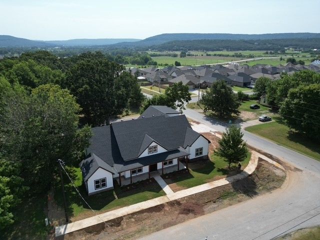 241 Wayne Villines, Prairie Grove, AR 72753