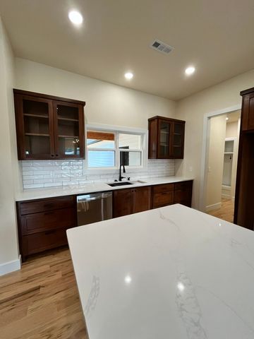 241 Wayne Villines, Prairie Grove, AR 72753