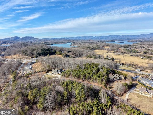 41 Hidden Fields Road, Hiawassee, GA 30546