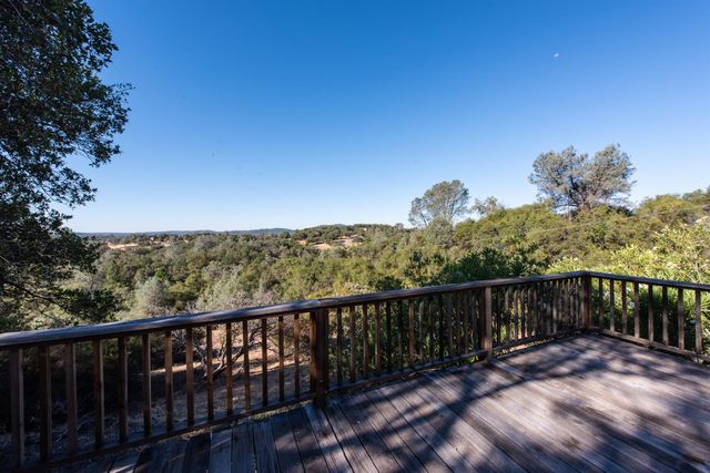4351 Rossler Rd, Placerville, CA 95667