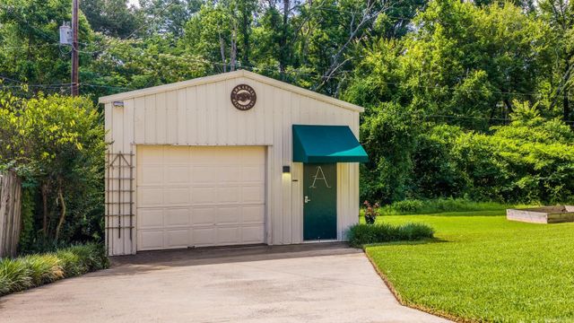 28 Greenview Circle, Sherwood, AR 72120