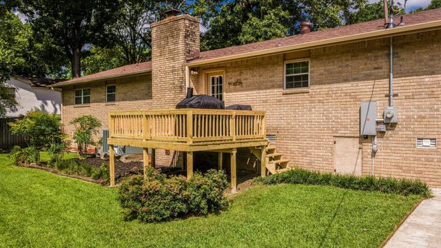 28 Greenview Circle, Sherwood, AR 72120