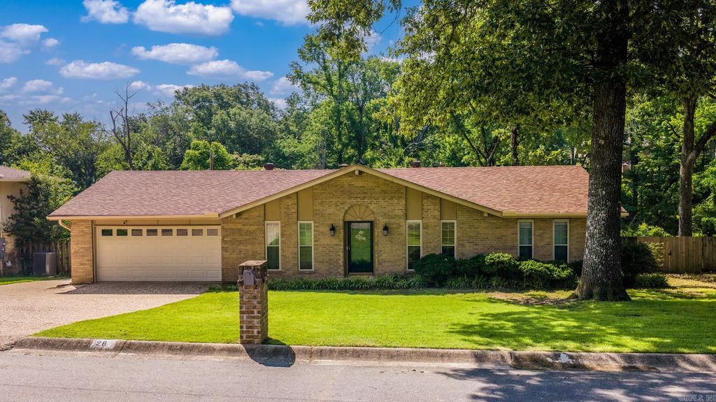 28 Greenview Circle, Sherwood, AR 72120