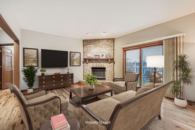 845 Harmon Boulevard, Hoffman Estates, IL 60169