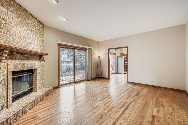 845 Harmon Boulevard, Hoffman Estates, IL 60169