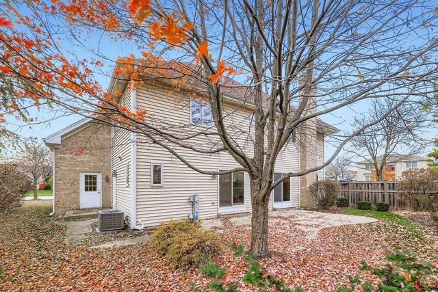 845 Harmon Boulevard, Hoffman Estates, IL 60169