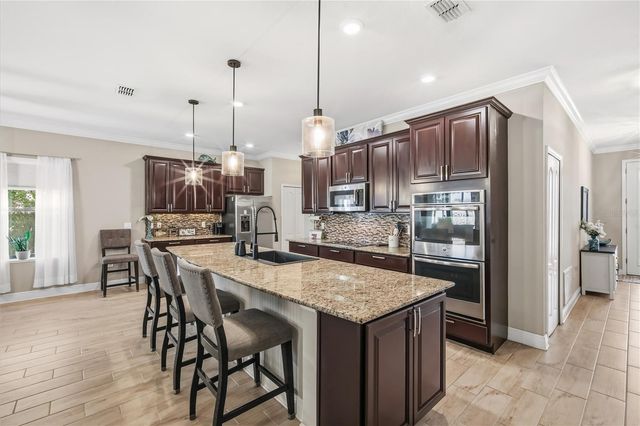 7519 37TH AVENUE E, Palmetto, FL 34221