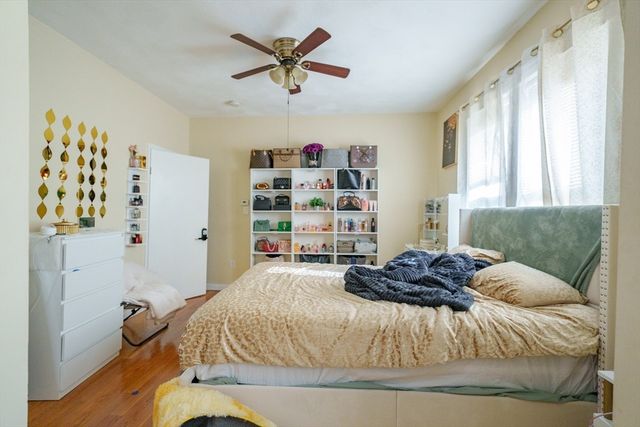 41 Derby St, Somerville, MA 02145