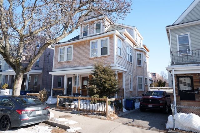41 Derby St, Somerville, MA 02145