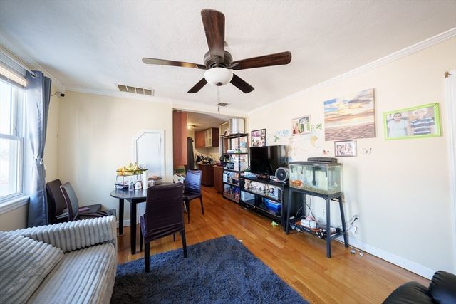 41 Derby St, Somerville, MA 02145