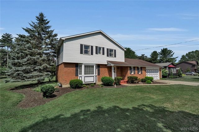 10 Crimson Lane, Elma, NY 14059
