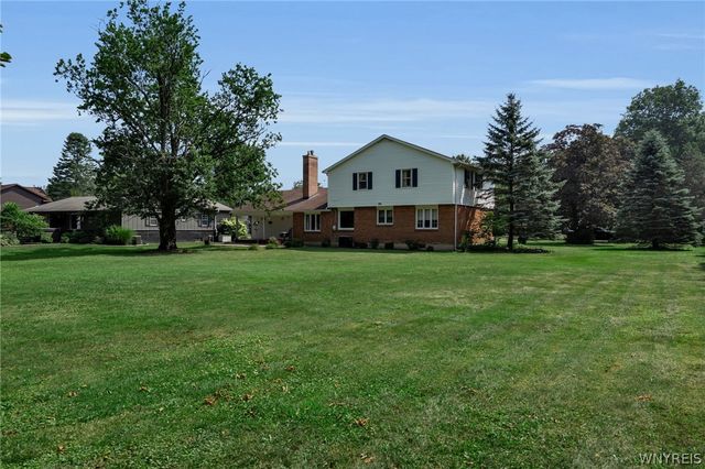 10 Crimson Lane, Elma, NY 14059