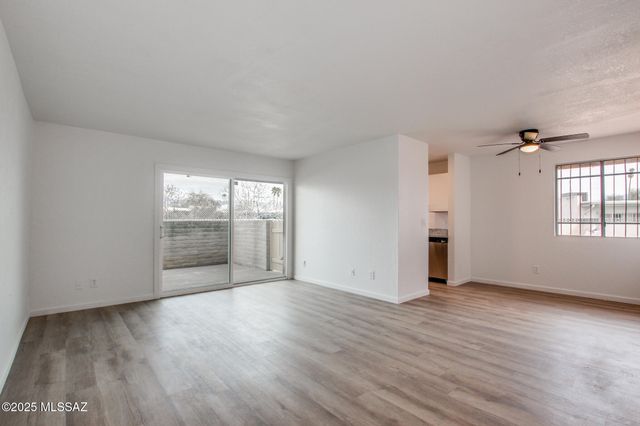 828 S Langley Ave Unit 101, Tucson, AZ 85710