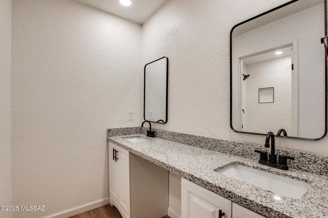 828 S Langley Ave Unit 101, Tucson, AZ 85710