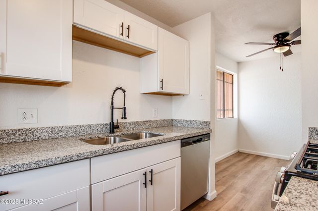 828 S Langley Ave Unit 101, Tucson, AZ 85710