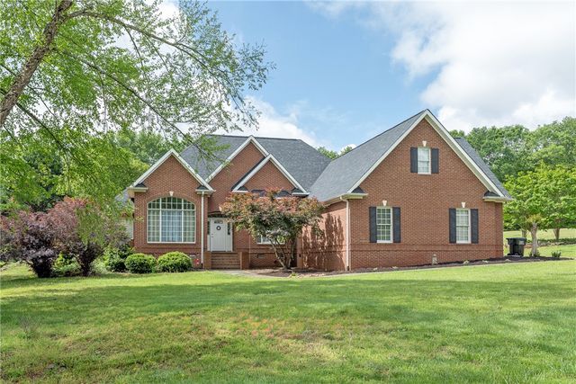 110 Raspberry Lane, Anderson, SC 29621
