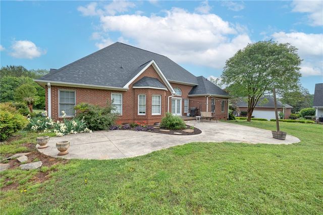 110 Raspberry Lane, Anderson, SC 29621