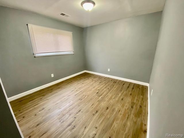 9145 Decatur Street, Detroit, MI 48228