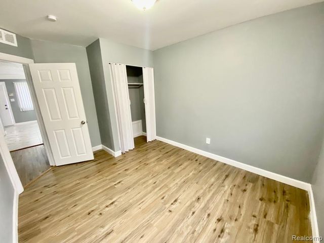 9145 Decatur Street, Detroit, MI 48228