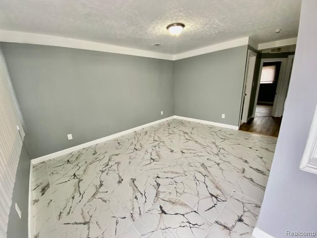 9145 Decatur Street, Detroit, MI 48228