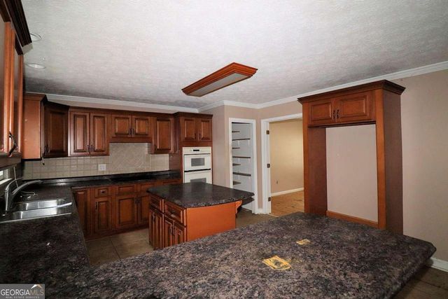 570 Creekwood Pass, Dallas, GA 30157