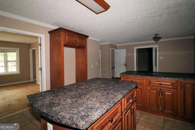 570 Creekwood Pass, Dallas, GA 30157