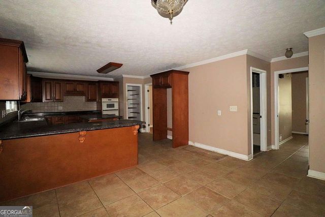 570 Creekwood Pass, Dallas, GA 30157