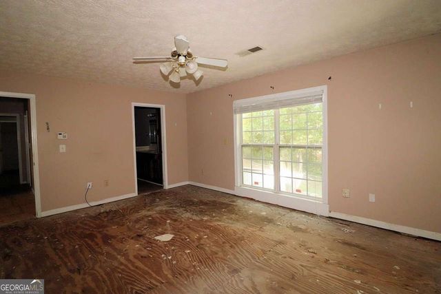 570 Creekwood Pass, Dallas, GA 30157